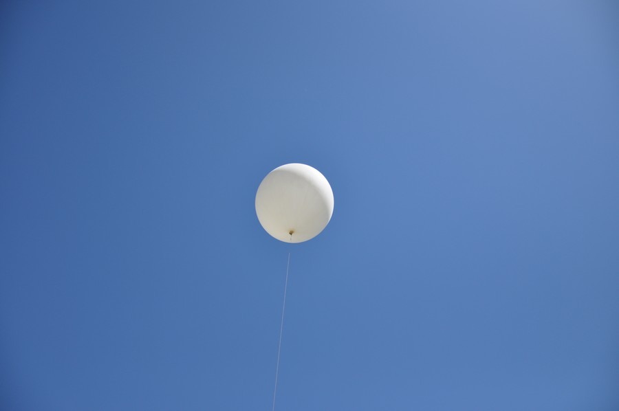 Метеозонд фото. Менделеев воздушный шар солнечное затмение.